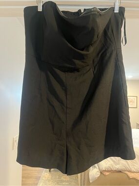 Hutch - Strapless Black Romper